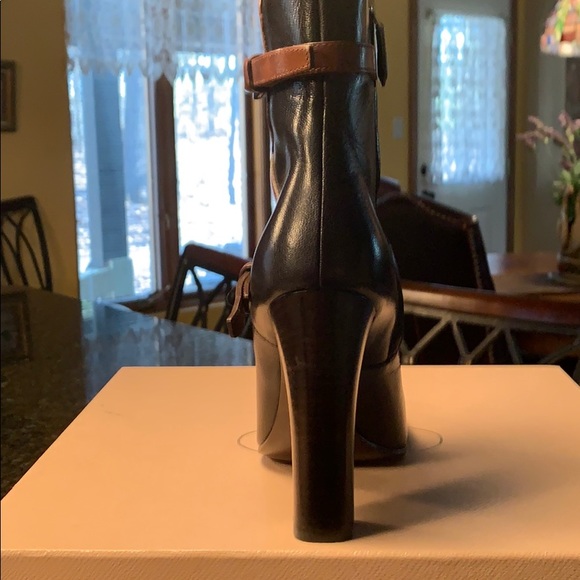 Prada boots - Picture 2 of 7